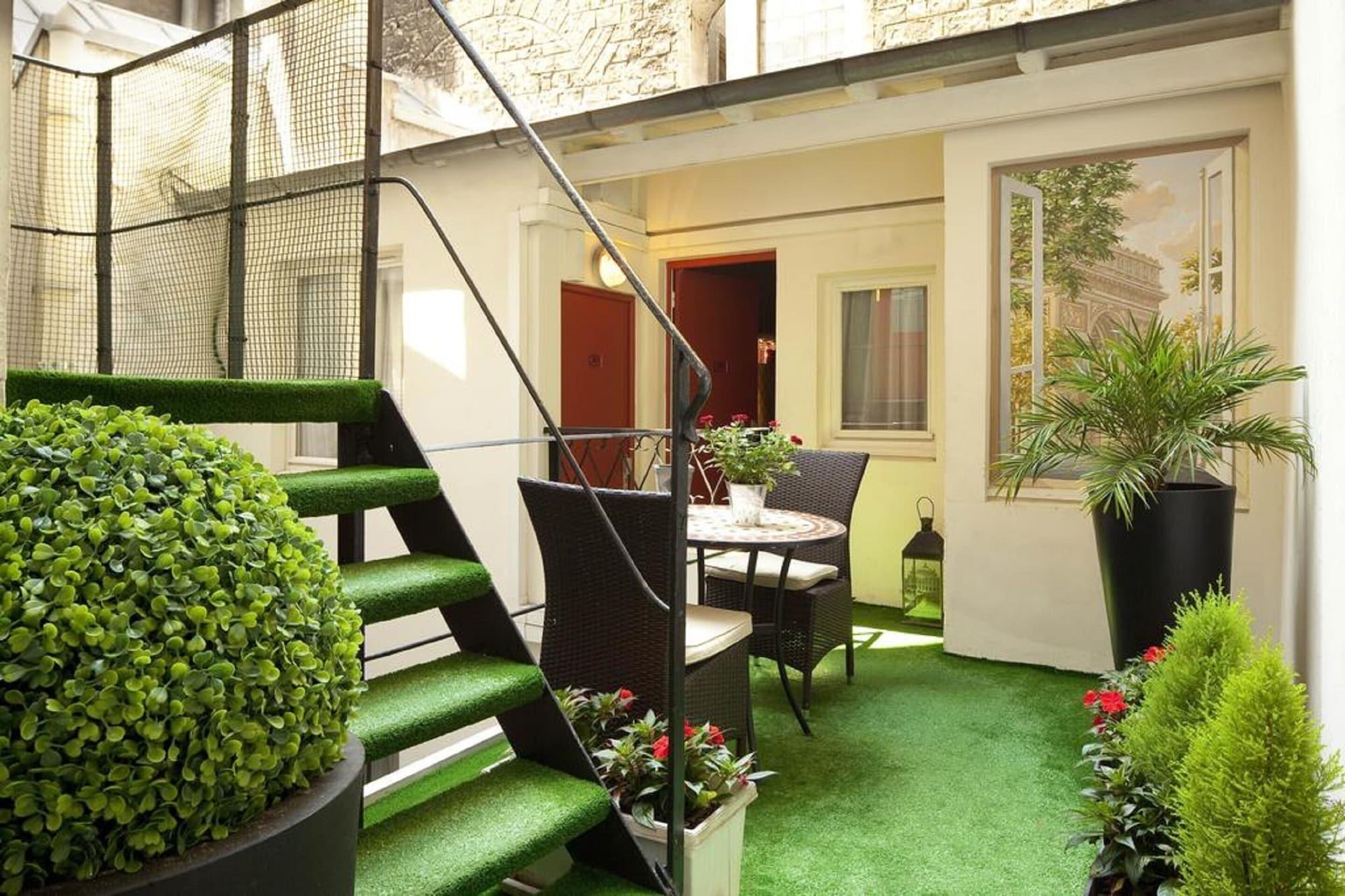 Hotel Riviera Elysees Париж Экстерьер фото